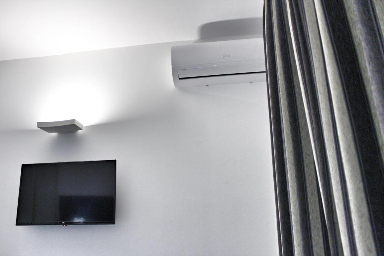 Cosenza Luxury Apartment Exterior photo